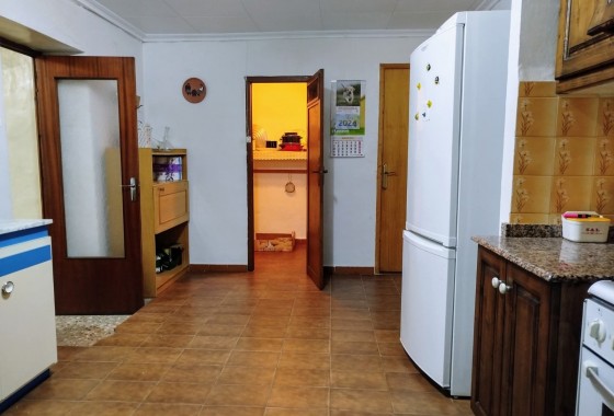 Revente - Property - Yecla - Inland