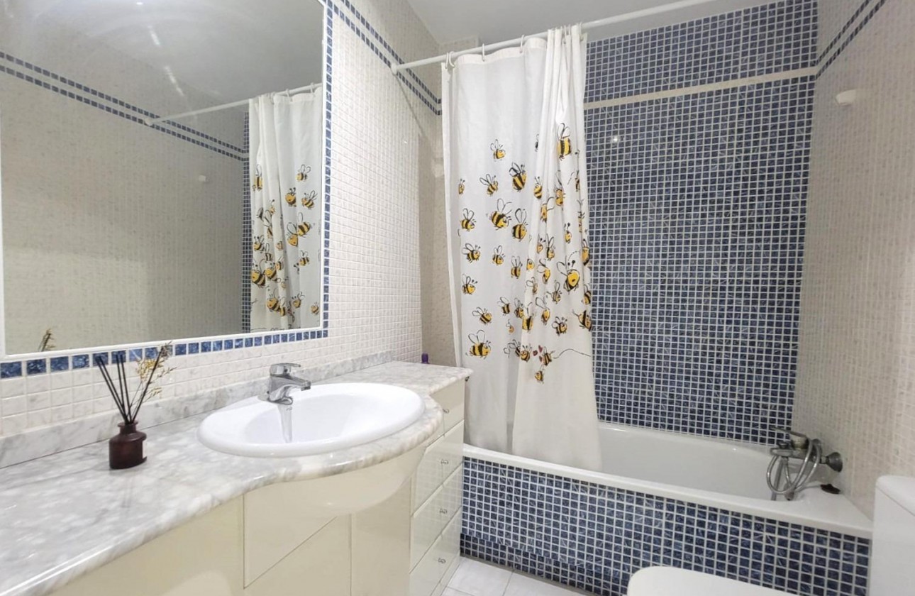 Reventa - Apartamento / piso - Torrevieja - Playa del Cura