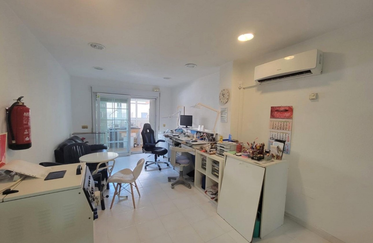 Reventa - Apartamento / piso - Torrevieja - Playa del Cura