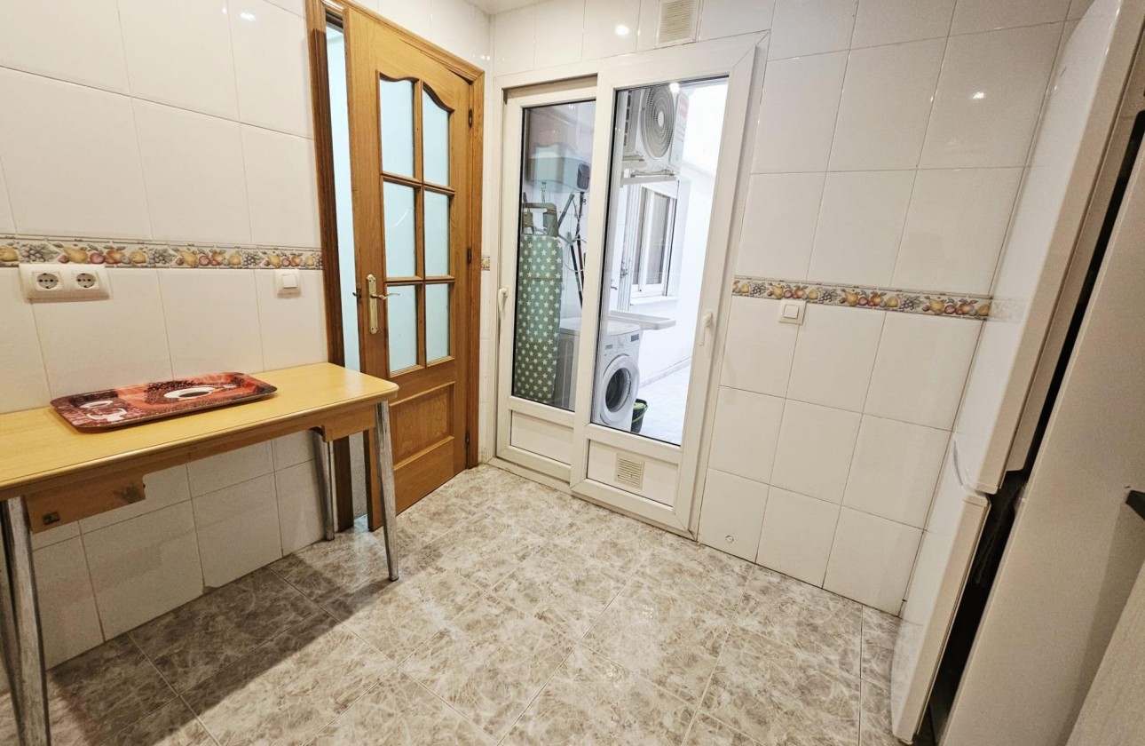 Revente - Appartement - Torrevieja - Estacion de autobuses