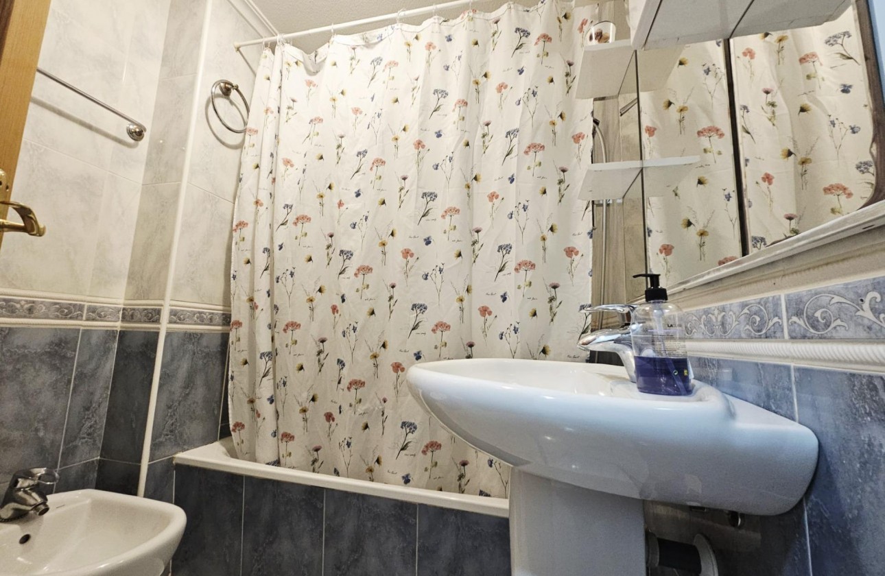 Revente - Appartement - Torrevieja - Estacion de autobuses