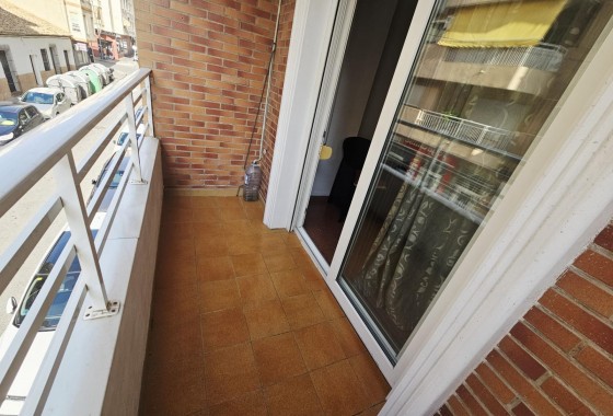 Resale - Apartment / flat - Torrevieja - Estacion de autobuses