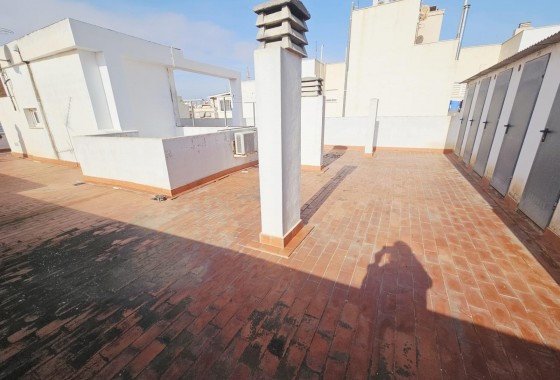 Resale - Apartment / flat - Torrevieja - Estacion de autobuses