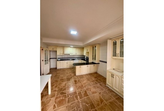Revente - Appartement - Torrevieja - Centro