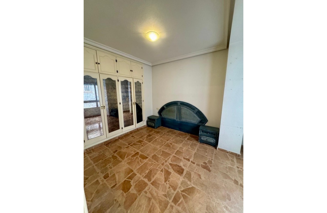 Revente - Appartement - Torrevieja - Centro