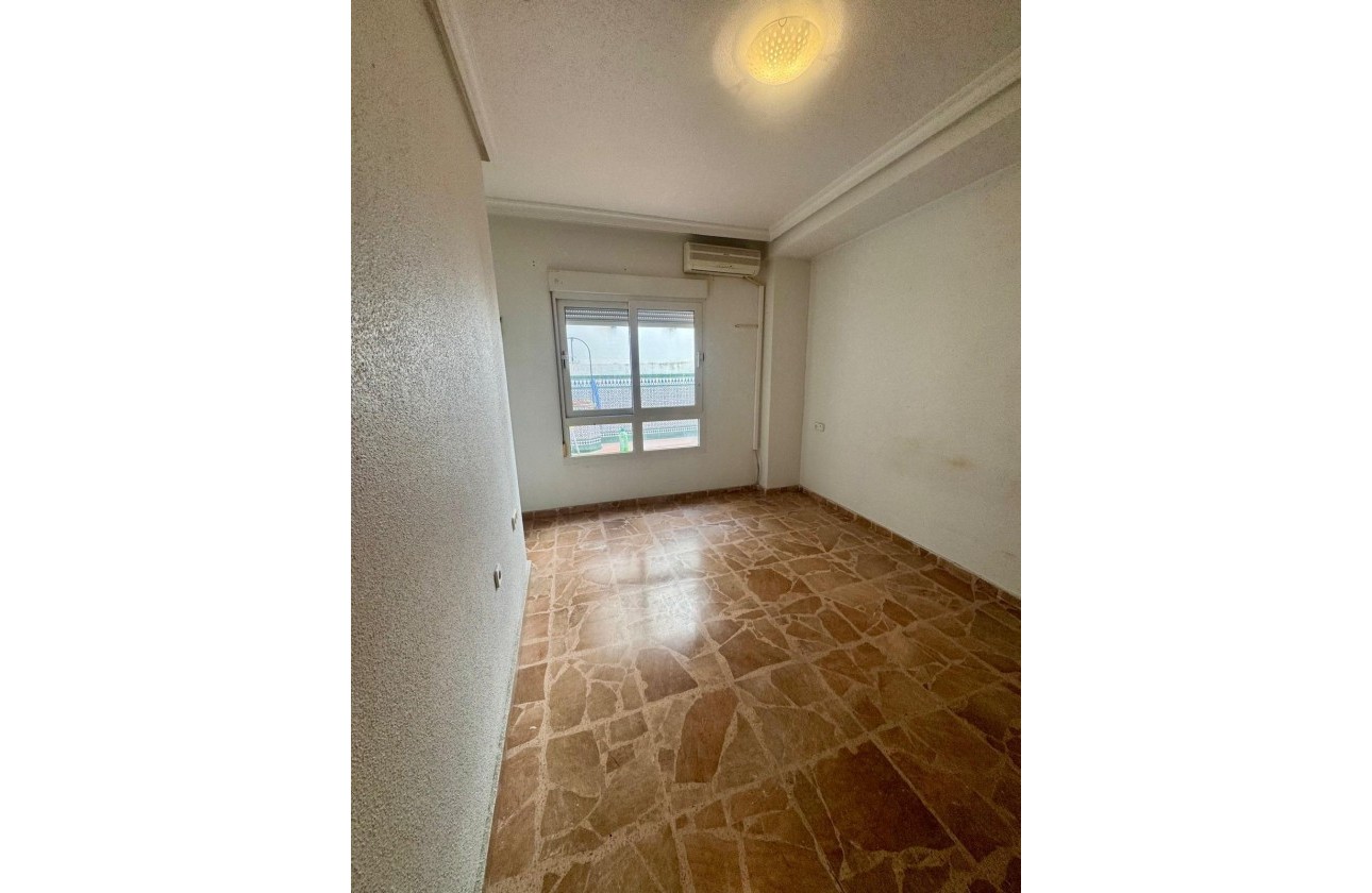 Revente - Appartement - Torrevieja - Centro