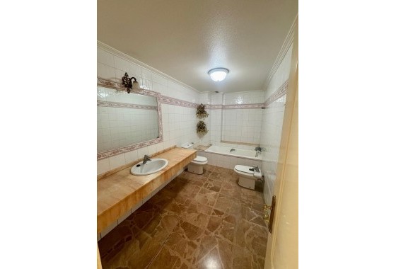 Revente - Appartement - Torrevieja - Centro