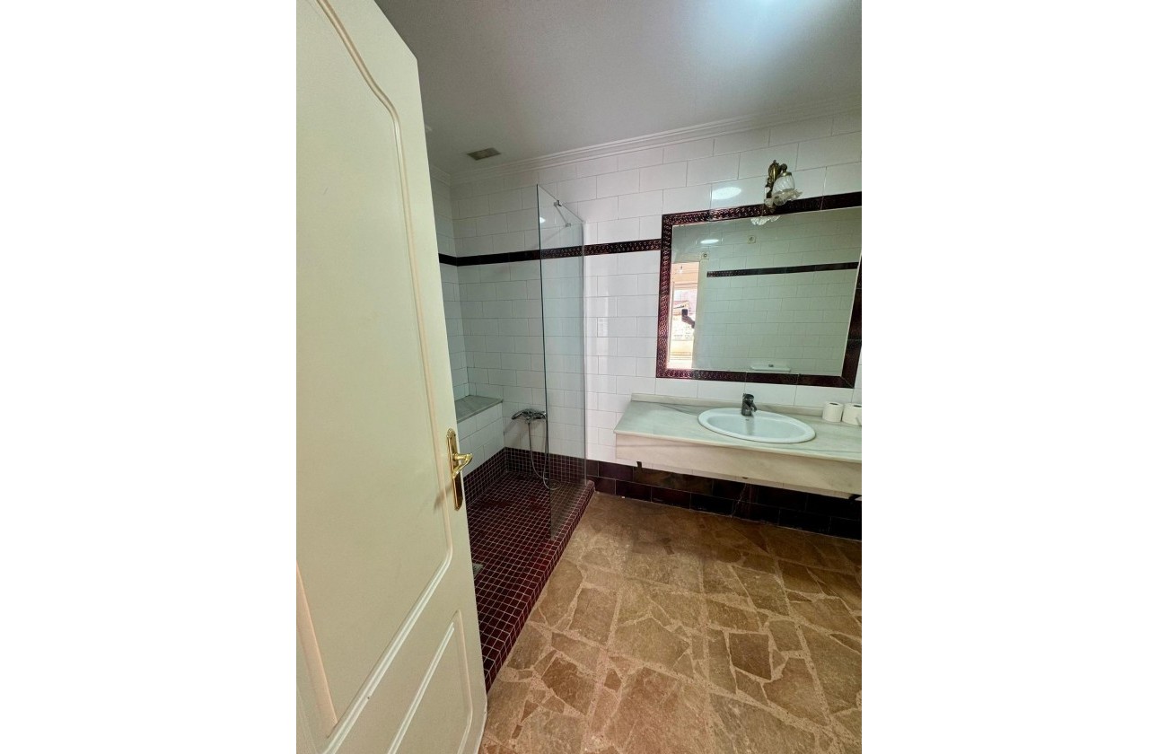 Revente - Appartement - Torrevieja - Centro