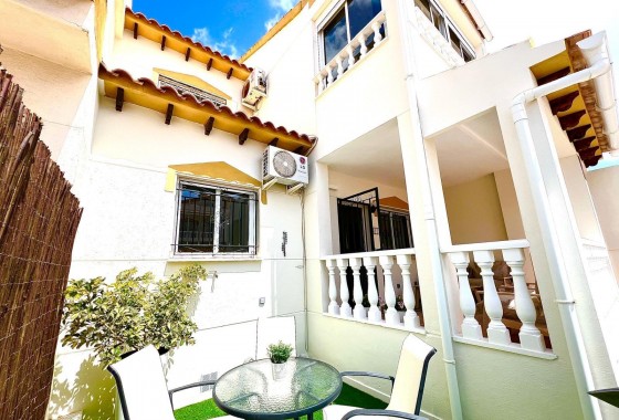 Resale - Villa - Orihuela - Urbanización Perla del Mar