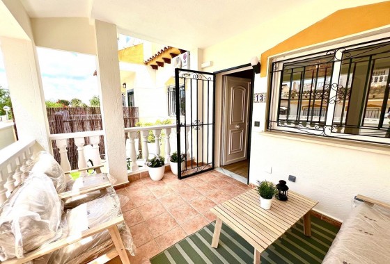 Resale - Villa - Orihuela - Urbanización Perla del Mar