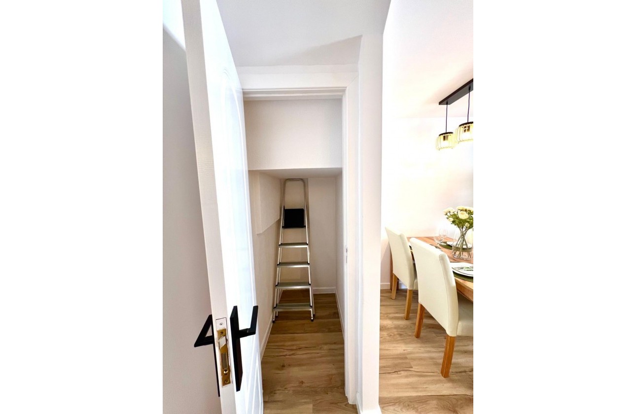 Resale - Villa - Orihuela - Urbanización Perla del Mar