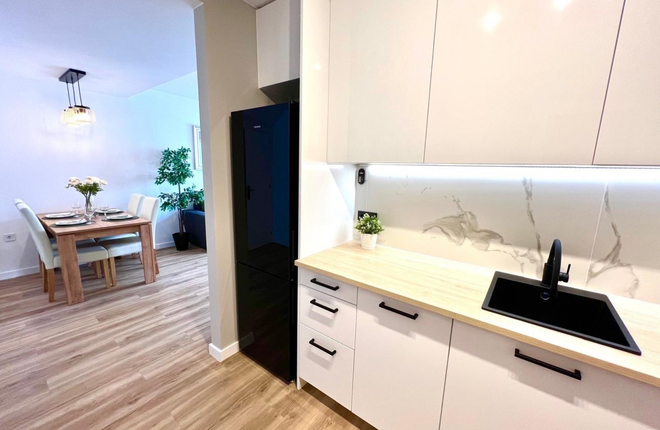 Resale - Villa - Orihuela - Urbanización Perla del Mar