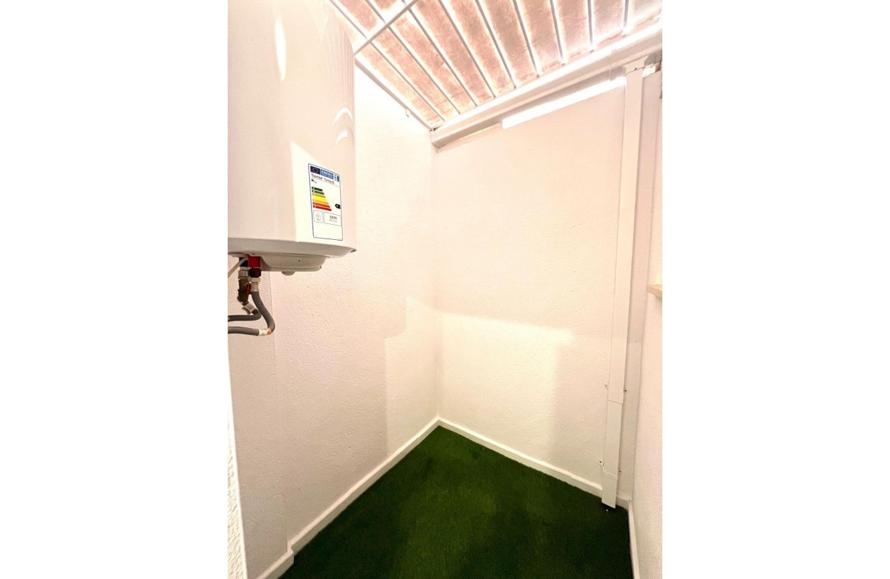 Resale - Villa - Orihuela - Urbanización Perla del Mar