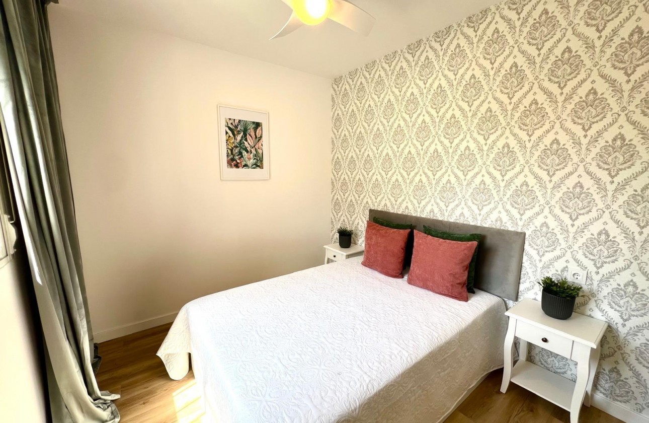 Resale - Villa - Orihuela - Urbanización Perla del Mar