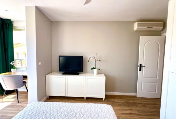 Resale - Villa - Orihuela - Urbanización Perla del Mar