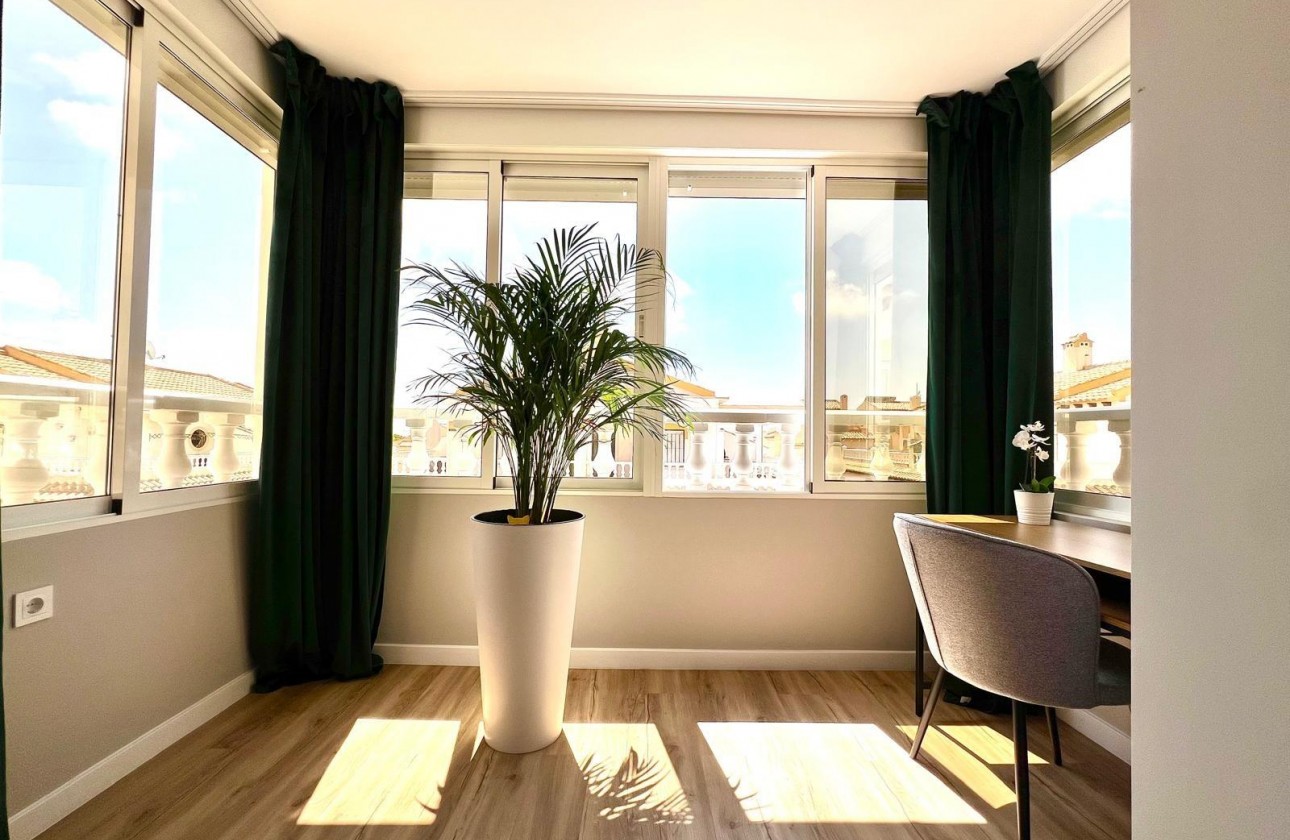 Resale - Villa - Orihuela - Urbanización Perla del Mar