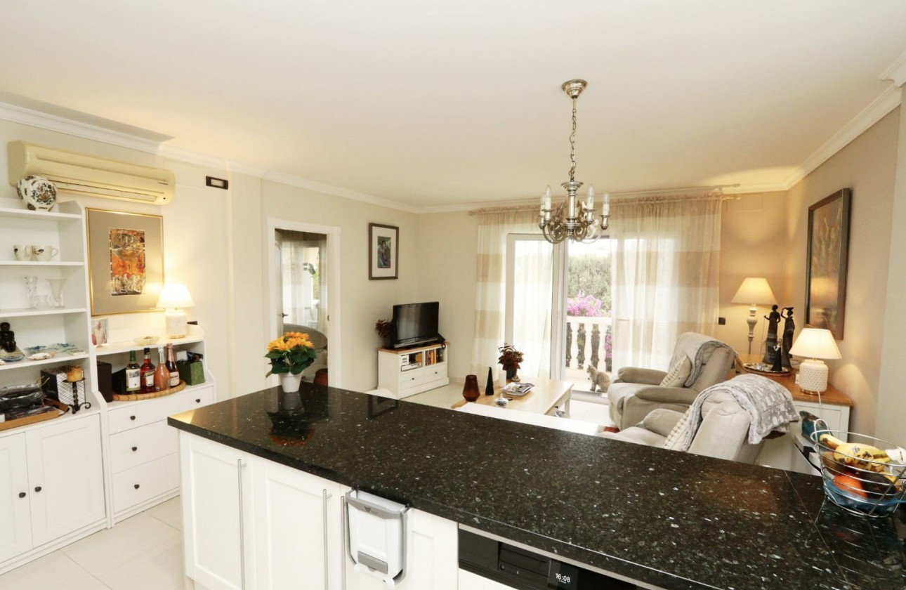 Resale - Apartment / flat - Benissa - Costa Blanca