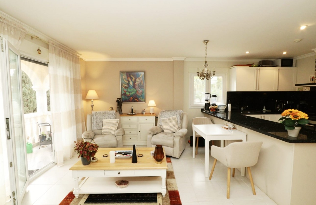 Resale - Apartment / flat - Benissa - Costa Blanca