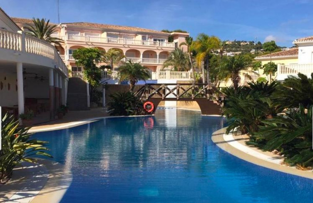 Resale - Apartment / flat - Benissa - Costa Blanca