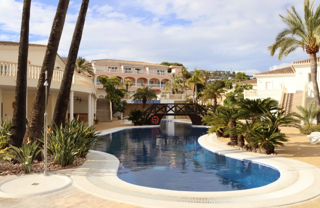 Resale - Apartment / flat - Benissa - Costa Blanca