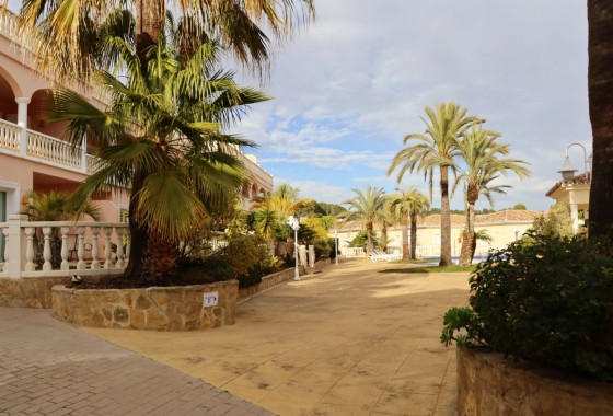 Resale - Apartment / flat - Benissa - Costa Blanca