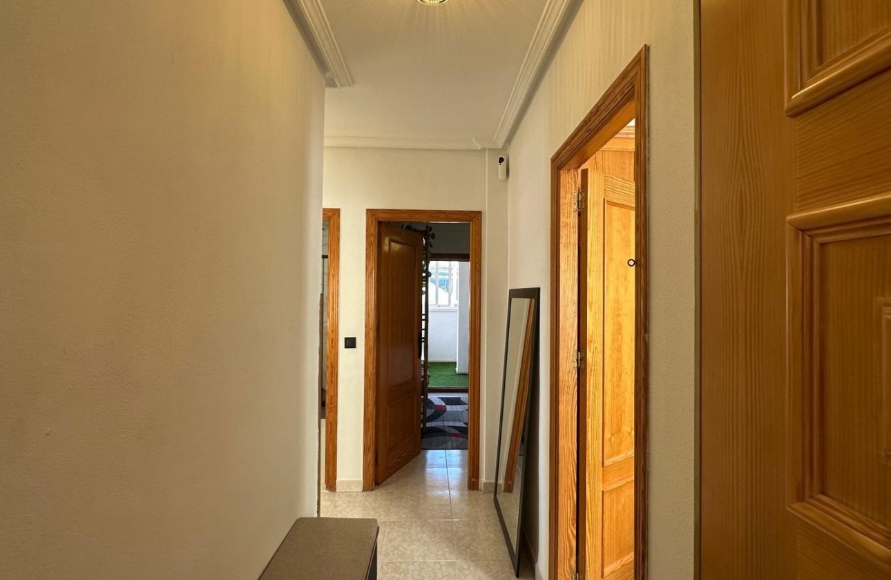 Resale - Apartment / flat - Torrevieja - Centro
