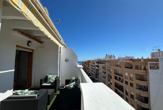Resale - Apartment / flat - Torrevieja - Centro