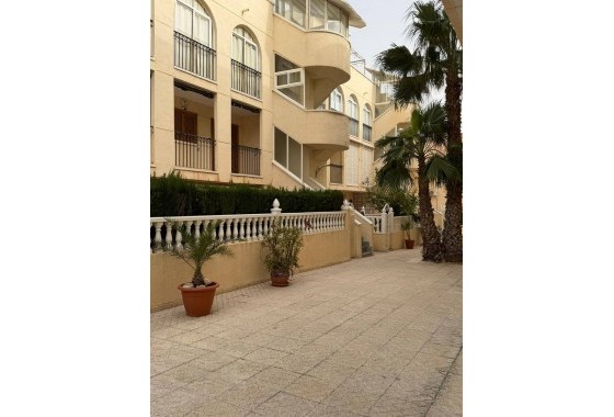 Resale - Apartment / flat - Orihuela Costa - La Regia