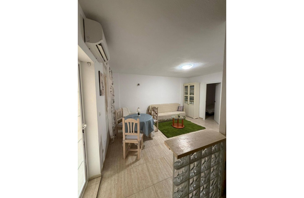 Resale - Apartment / flat - Orihuela Costa - La Regia