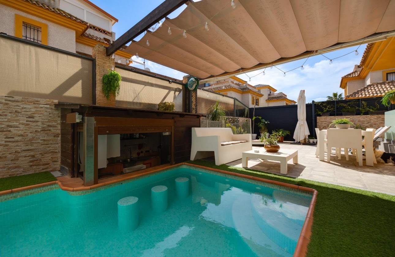 Resale - Villa - Los Montesinos - La herrada