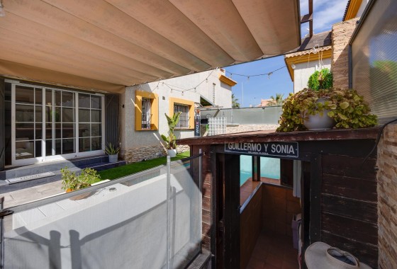 Resale - Villa - Los Montesinos - La herrada