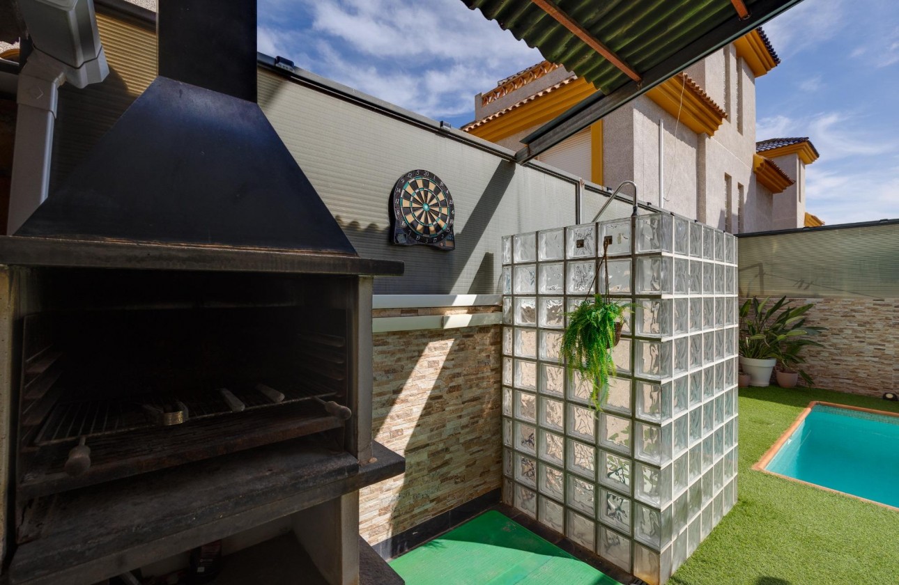 Resale - Villa - Los Montesinos - La herrada