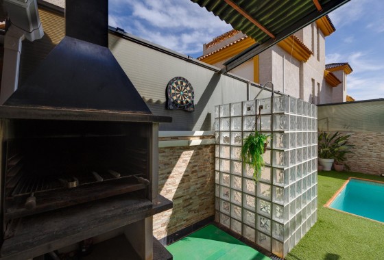 Resale - Villa - Los Montesinos - La herrada