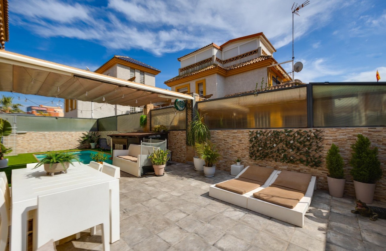 Resale - Villa - Los Montesinos - La herrada