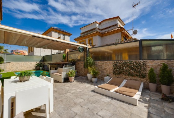 Resale - Villa - Los Montesinos - La herrada