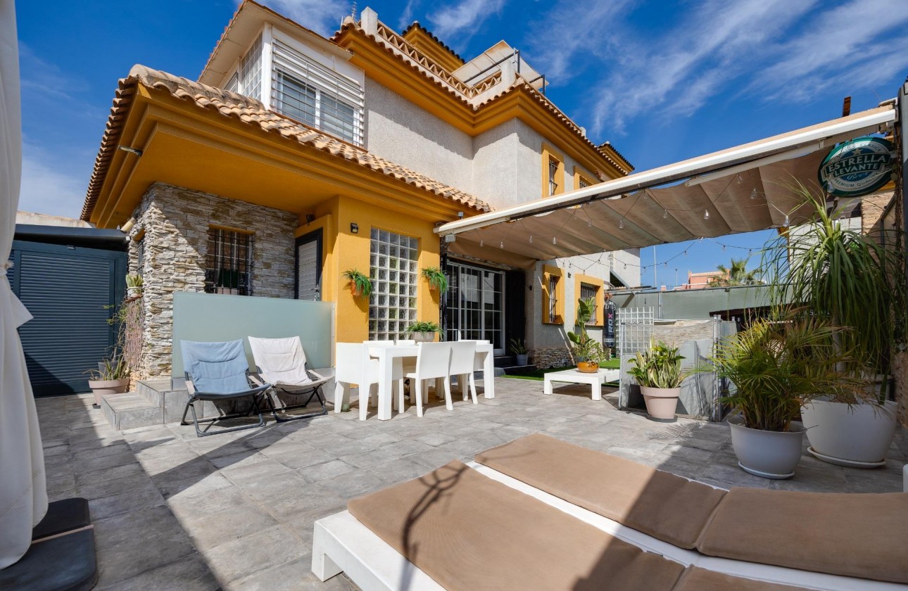 Resale - Villa - Los Montesinos - La herrada