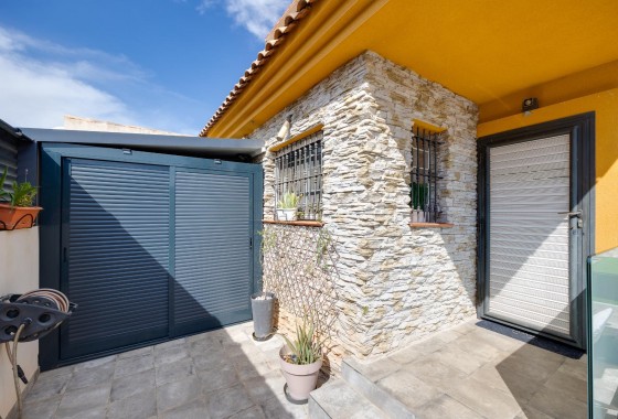Resale - Villa - Los Montesinos - La herrada