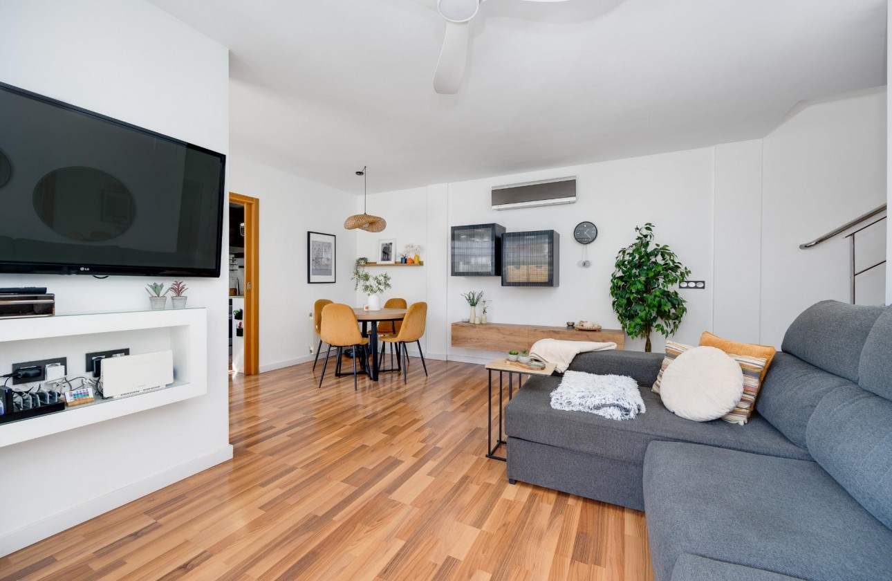 Resale - Villa - Los Montesinos - La herrada