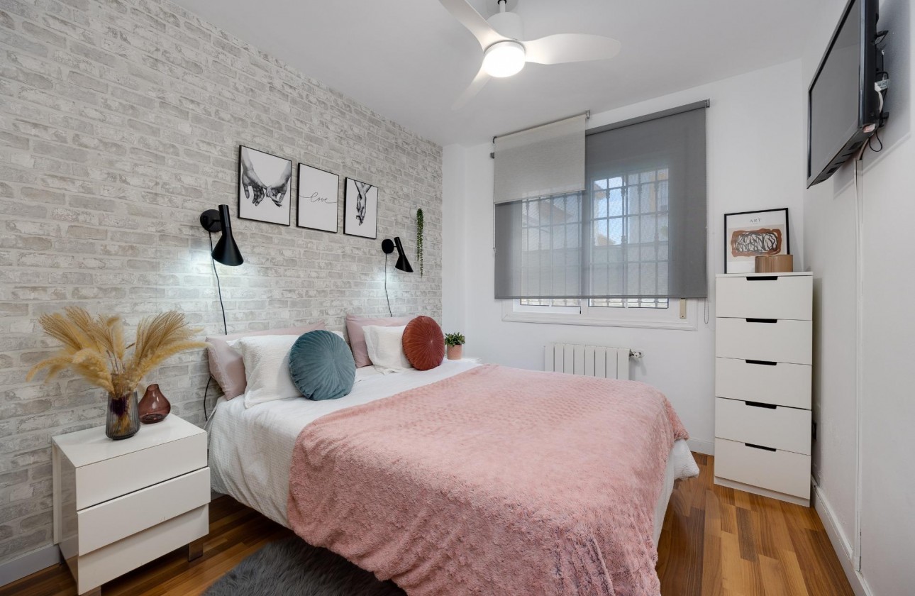 Resale - Villa - Los Montesinos - La herrada