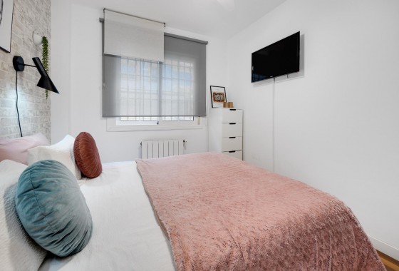 Resale - Villa - Los Montesinos - La herrada