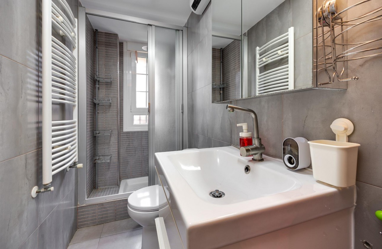 Resale - Villa - Los Montesinos - La herrada