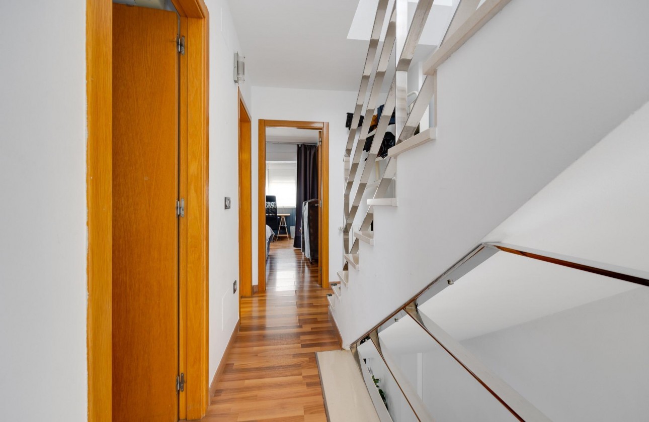 Resale - Villa - Los Montesinos - La herrada