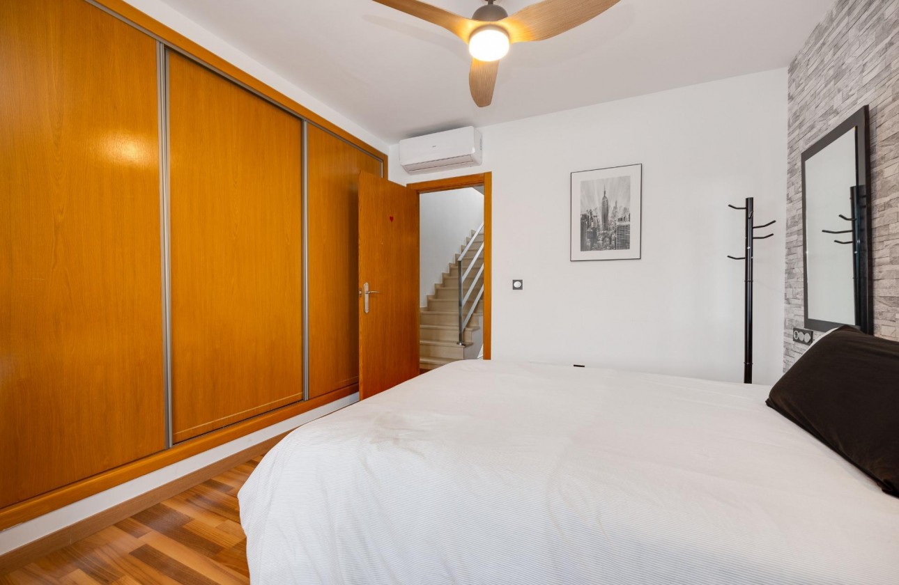 Resale - Villa - Los Montesinos - La herrada