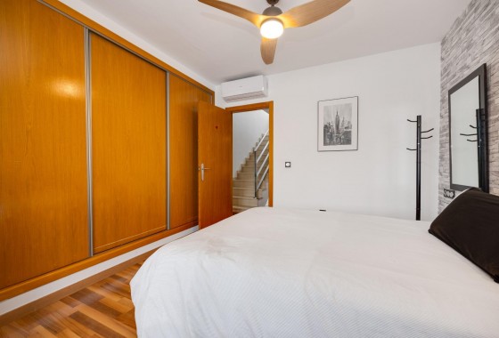 Resale - Villa - Los Montesinos - La herrada