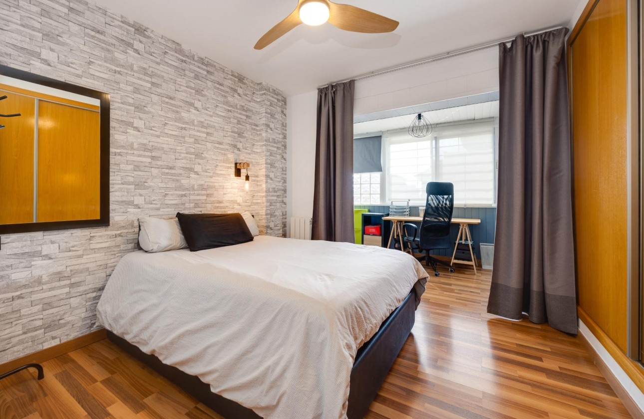 Resale - Villa - Los Montesinos - La herrada