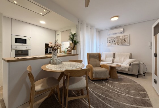 Resale - Apartment / flat - Torrevieja - Costa Blanca