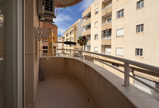 Resale - Apartment / flat - Torrevieja - Costa Blanca