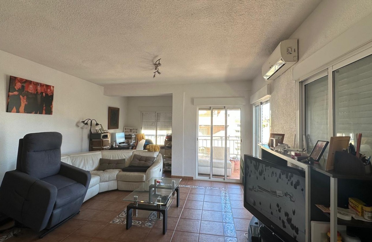 Reventa - Apartamento / piso - Torrevieja - Estacion de autobuses