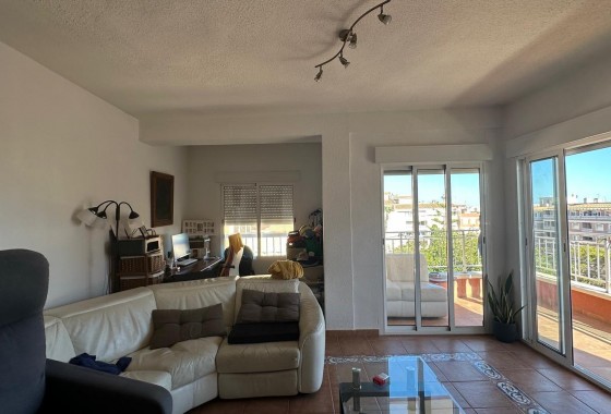 Reventa - Apartamento / piso - Torrevieja - Estacion de autobuses