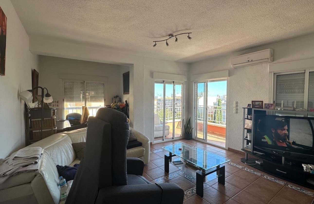 Reventa - Apartamento / piso - Torrevieja - Estacion de autobuses